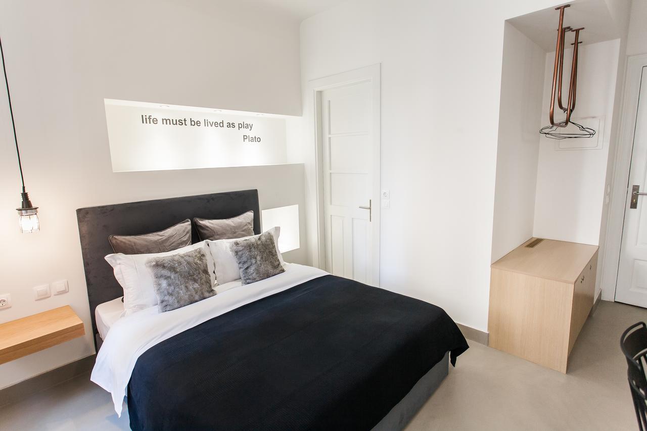 Monastiraki Suites By Livin Urbban Atenas Exterior foto