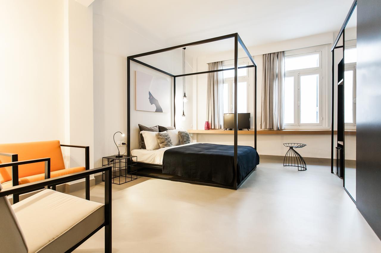 Monastiraki Suites By Livin Urbban Atenas Exterior foto