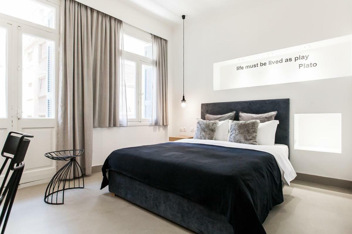 Monastiraki Suites By Livin Urbban Atenas Exterior foto